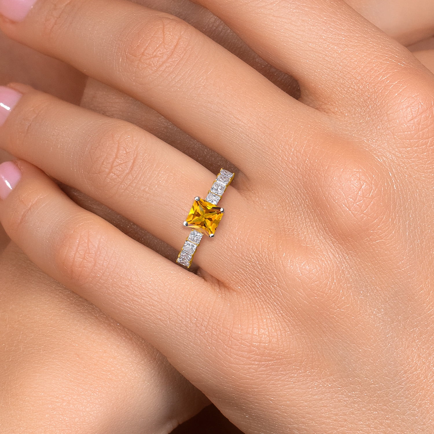Gem Stone King 14K White And Yellow Gold Yellow Citrine and Lab Grown Diamond Engagement Ring for Women | 1.96 Cttw | Princess 6MM | Gemstone November Birthstone | Size 8