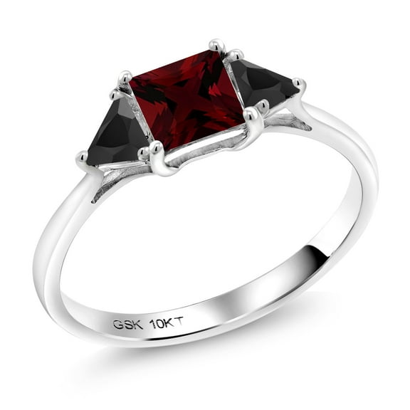 Gem Stone King 10K White Gold Red Garnet and Black Onyx 3-Stone Engagement Ring for Women | 1.16 Cttw | Gemstone Birthstone | Princess Center 5MM | Trillion 3.5MM | Size 9