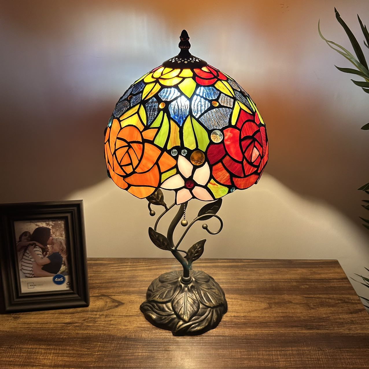 Tiffany Table Lamp Red Orange Blue Stained Glass Rose Flowers LED Bulb Included Iron Metal Leaves Bronze Base for Living Room Dining Room Bedroom Bedside 20"H*10"W