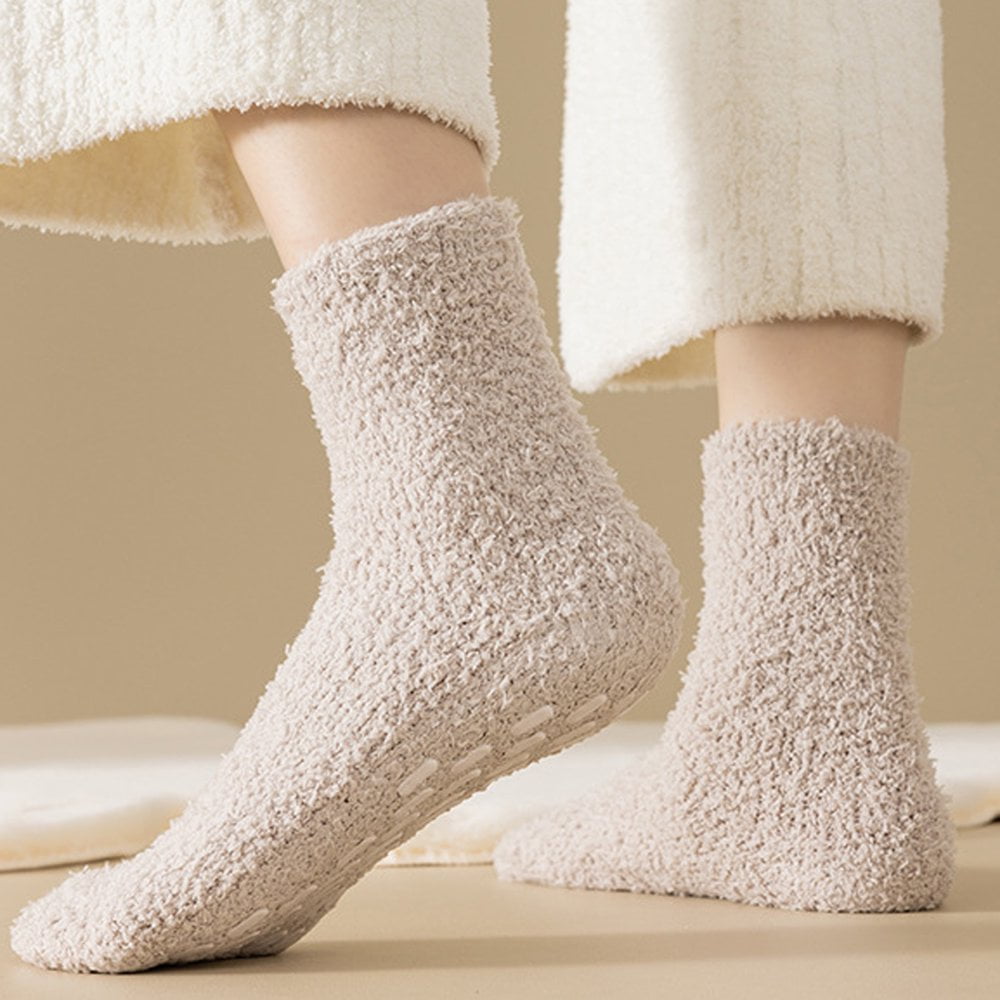 CHOK 6 Pairs Fuzzy Socks Non Skid for Women Cozy Socks Black