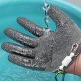 thumbnail image 3 of Guantes De Captura De Pesca Guantes De Captura De Pesca, 3 of 3