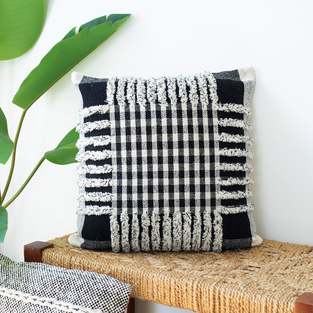 LR Home Ox Bay Hand-Woven Black/White Tartan/Plaid All-Natural Cotton Pillow Cover