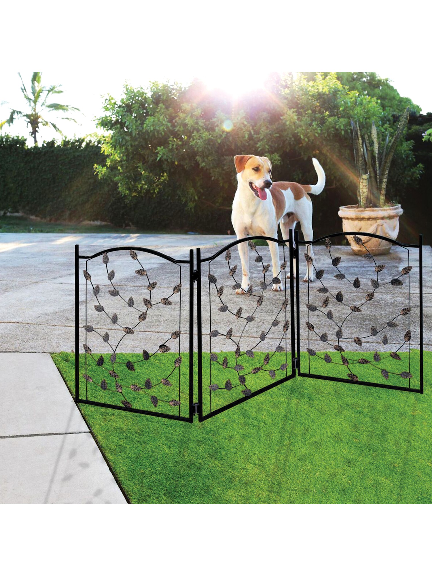 ETNA Products 3-Panel Free-Standing Folding Pet Gate with Metal Leaf Design, 23.5"H
