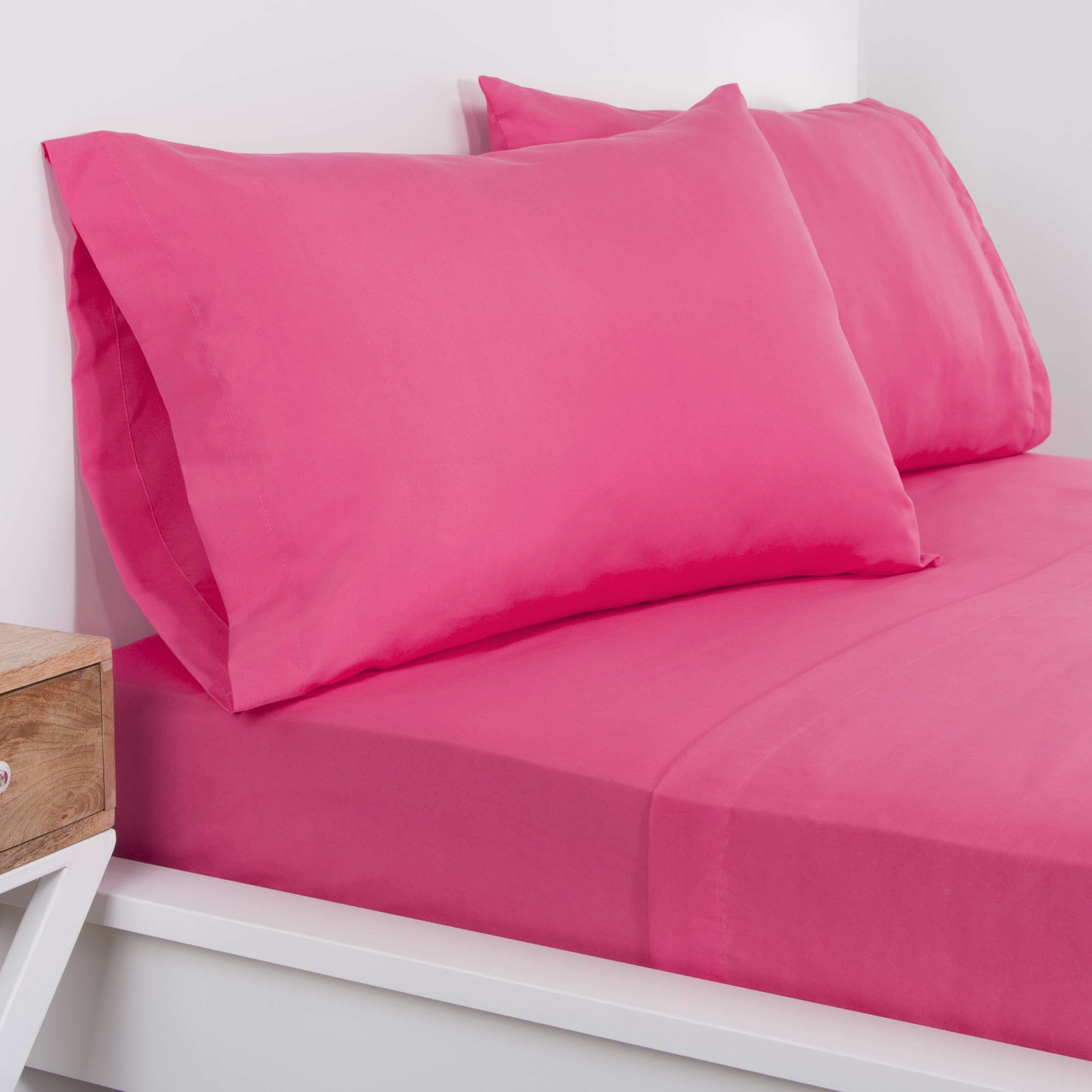 Hot Magenta Microfiber Sheet Set