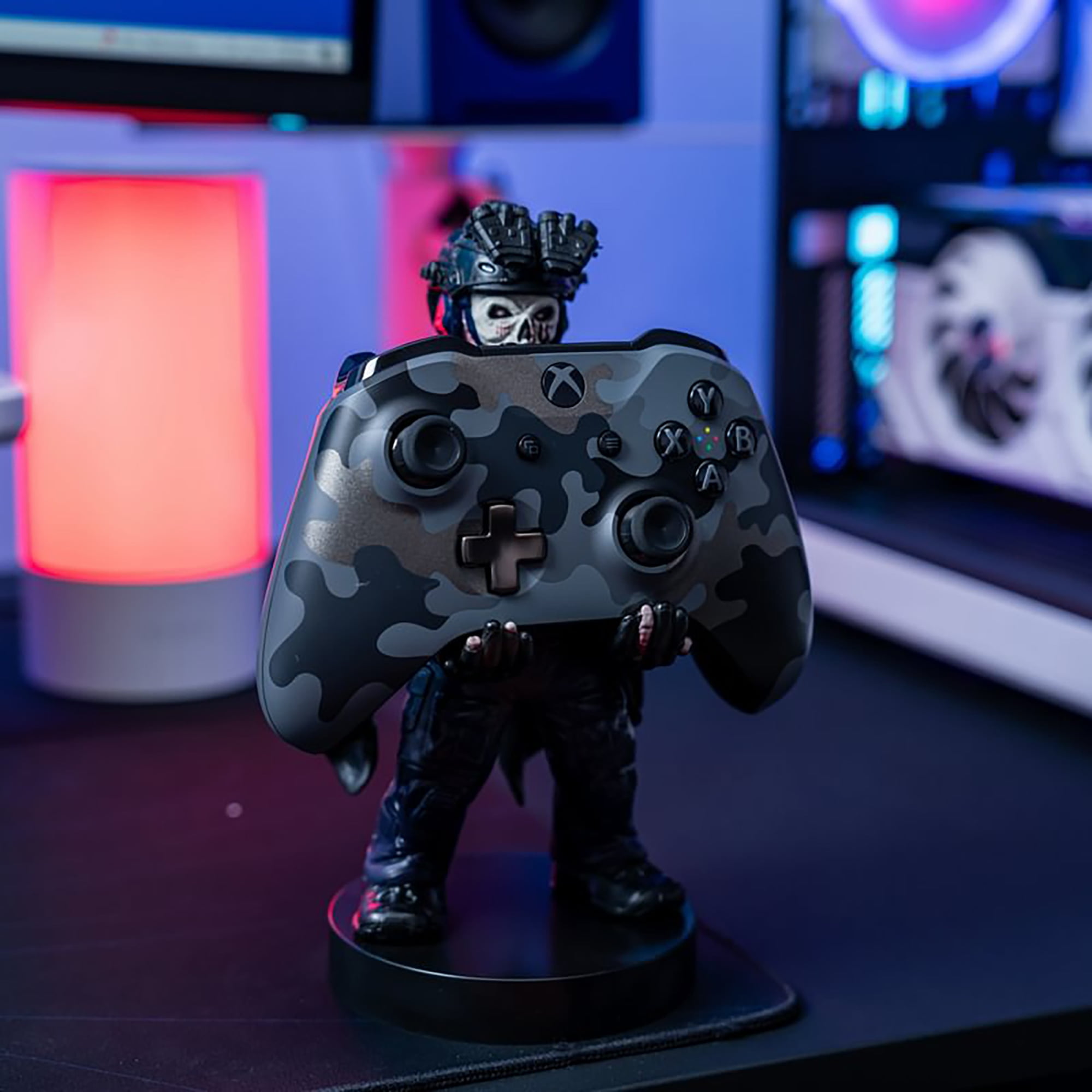 Exquisite Gaming: Call Of Duty: Zombie Ghost - Cable Guys Original Controller & Phone Holder, Collectible Device Stand, Officially Licensed Figure