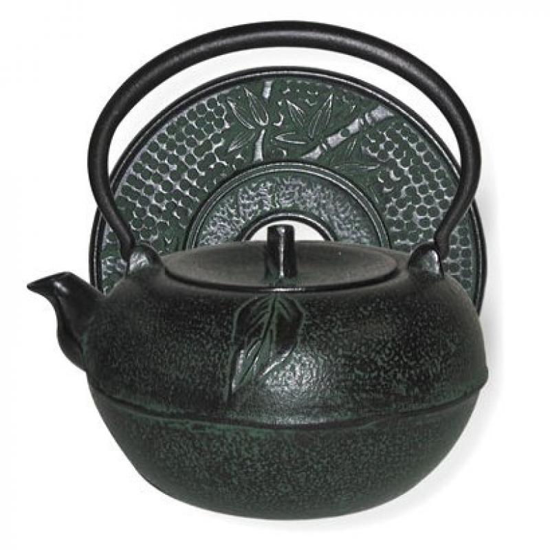 Large Green Apple Cast Iron Stove Top Teapot with Trivet, 54 Oz