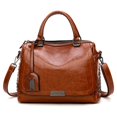 thumbnail image 4 of Bolso de mujer, bolso retro, bolso de mujer con remaches de piel de aceite, bolso de mensajero, bolso de hombro para mujer, 4 of 6