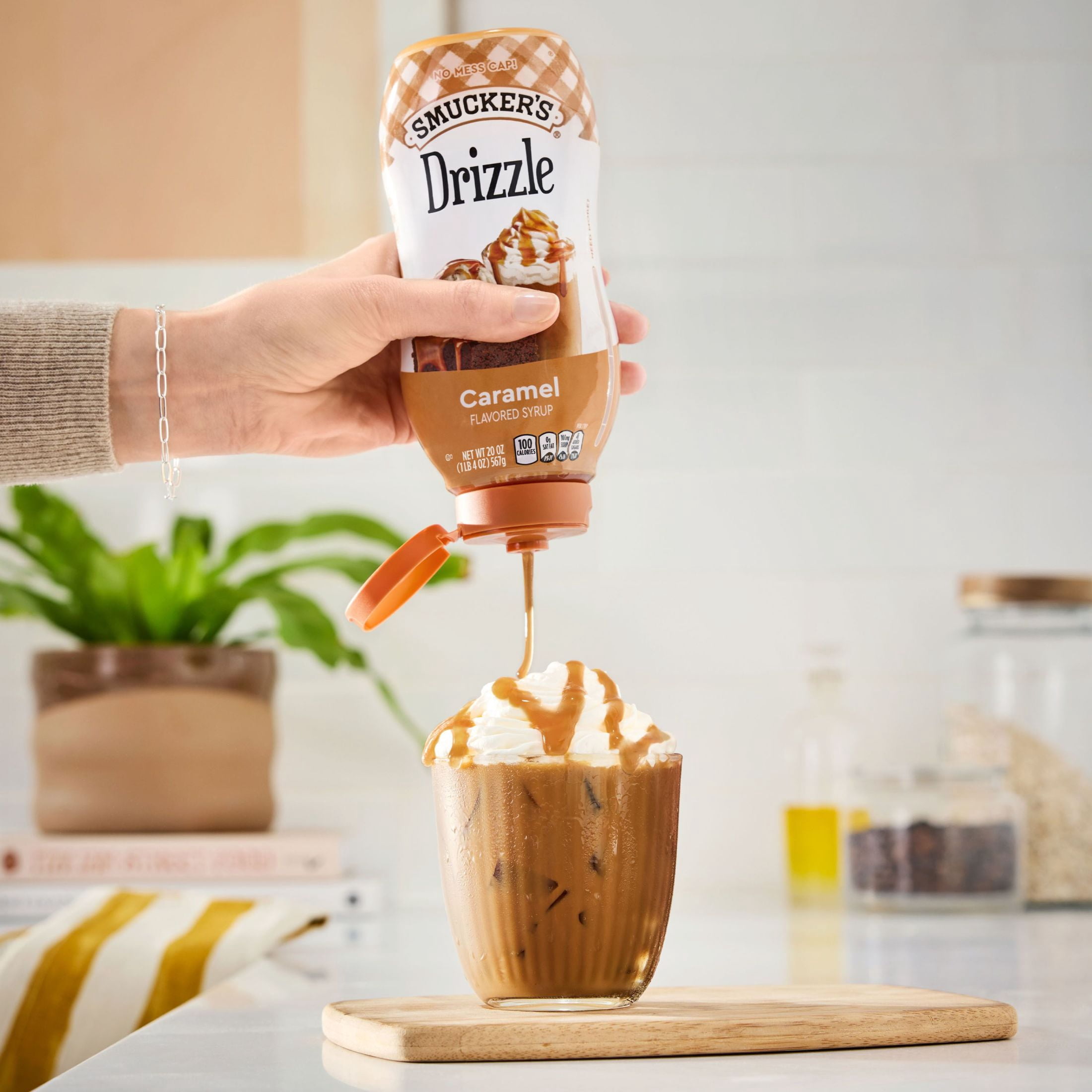 (2 pack) Smucker's Drizzle Caramel Artificially Flavored Syrup, 20 oz Squeezable Bottle