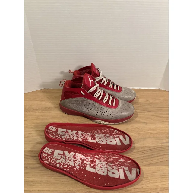 Ni - ke Jordan 2011 Warrior Pack Red Shoes Size 11.5 436771-600