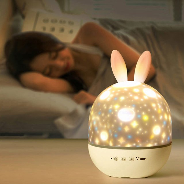Dianli jusqu'à 60% de Réduction sur les Cadeaux LED Chargeant la Veilleuse Rotative avec la Fonction de Télécommande Boîte de Huit Tons avec 6 Options de Projection Peut Être Utilisé comme Cadeau pour Enfants