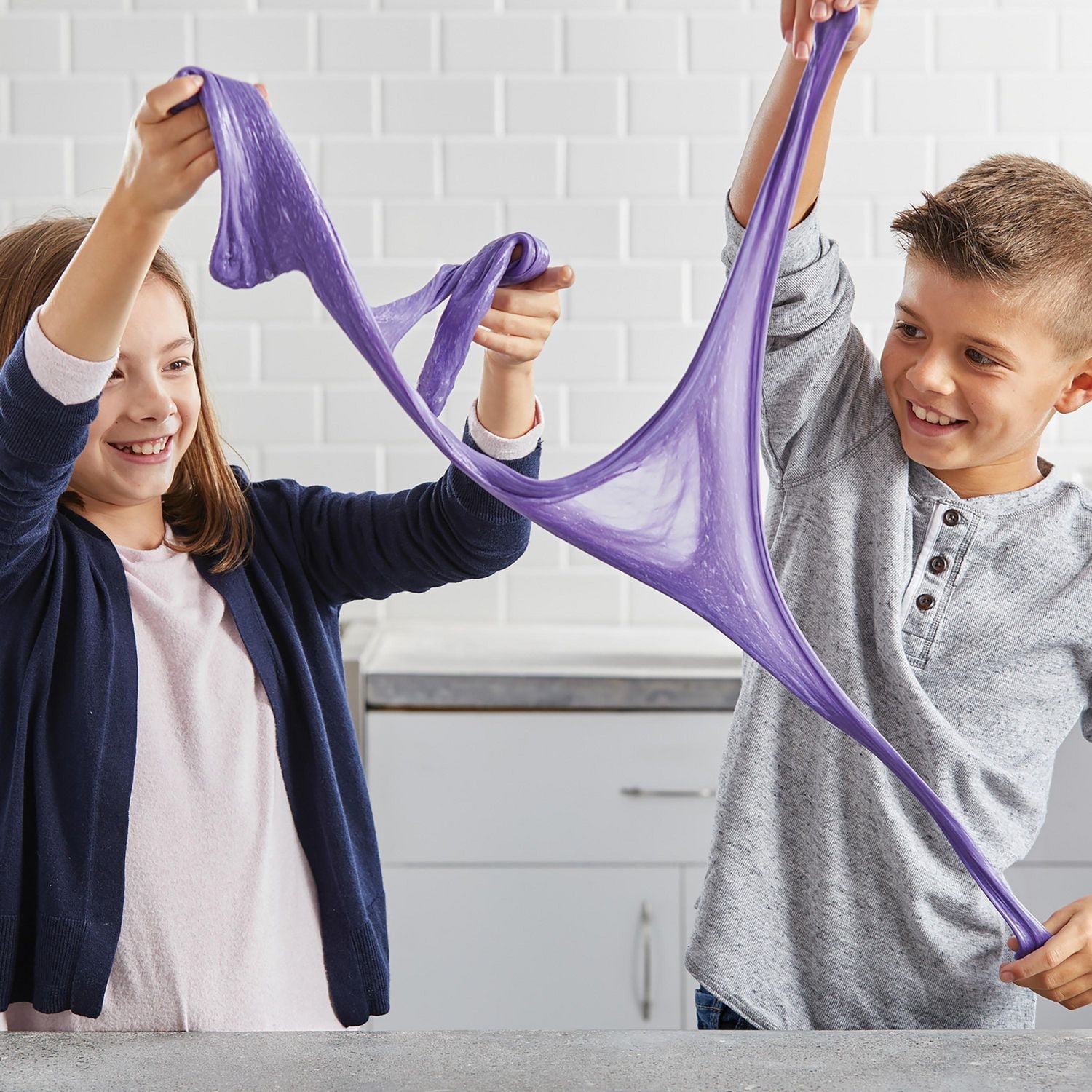 Colle liquide phosphorescente Elmer’s, lavable, violet, idéale pour fabriquer de la glu