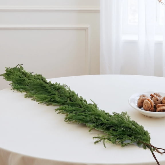 106.3 in（270 cm）Norfolk Pine Garland, Artificial Christmas Garland, Real Touch Pine Needle, Soft Rubber PE Material, Green Christmas Decoration for Holiday, Party Decor