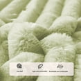 thumbnail image 4 of geerera Queen Size Winter Flannel Fleece Fitted Sheet Soft and Warm Fuzzy Plush Queen Sheet Deep Pocket Fitted Sheet 79"x87", 4 of 6