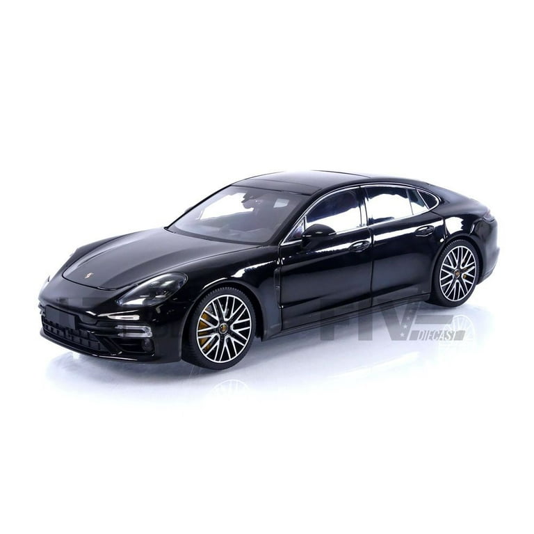Minichamps 2020 Porsche Panamera Turbo S Black 1:18 Minichamps 2020 Porsche Panamera Turbo S Black 1:18
