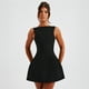 thumbnail image 1 of Vestido corto negro sin mangas para mujer, minivestido elegante, ajustado, liso, cuello redondo, Espalda descubierta, corte en A, para oficina y Noche, 1 of 5