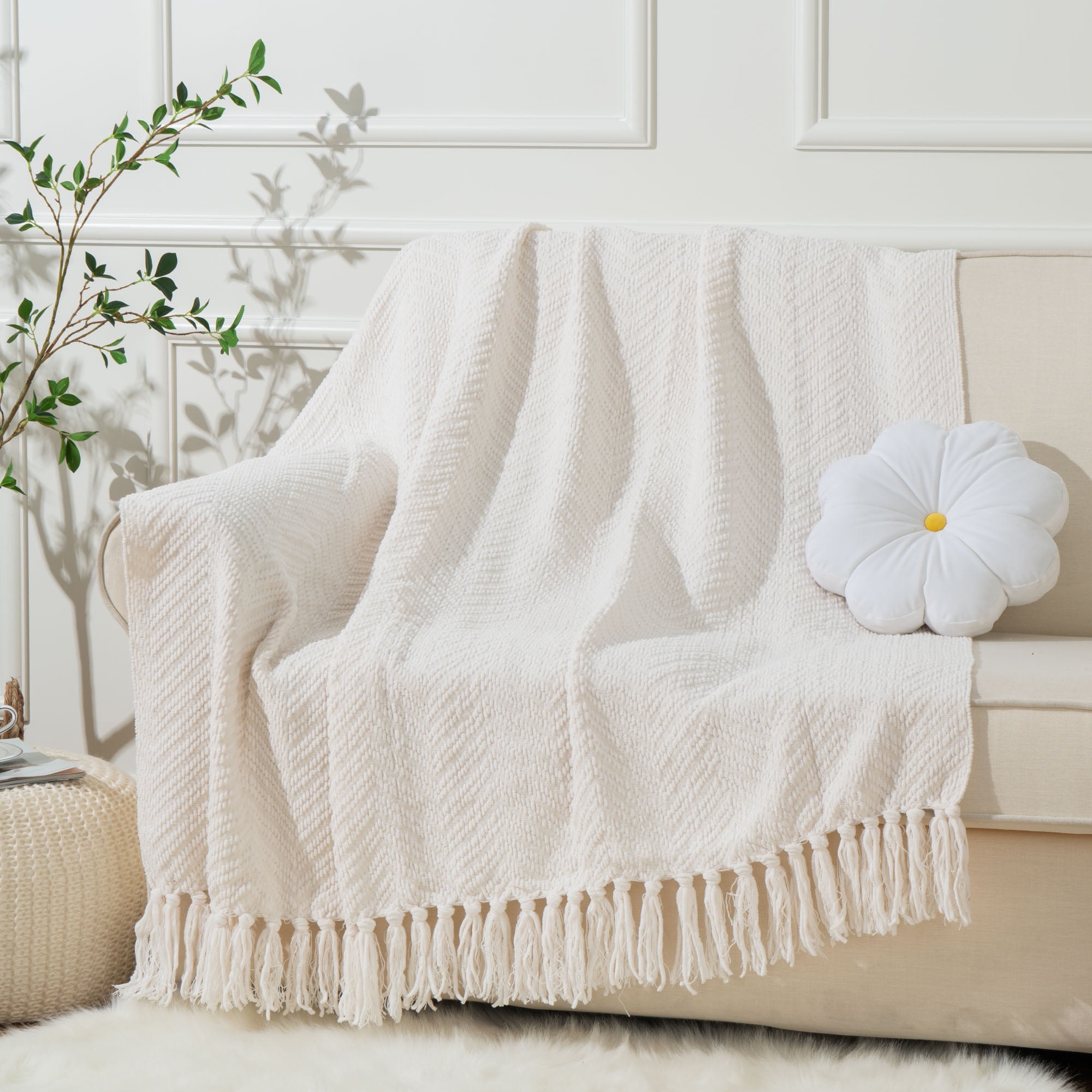 White and best sale beige throw blanket