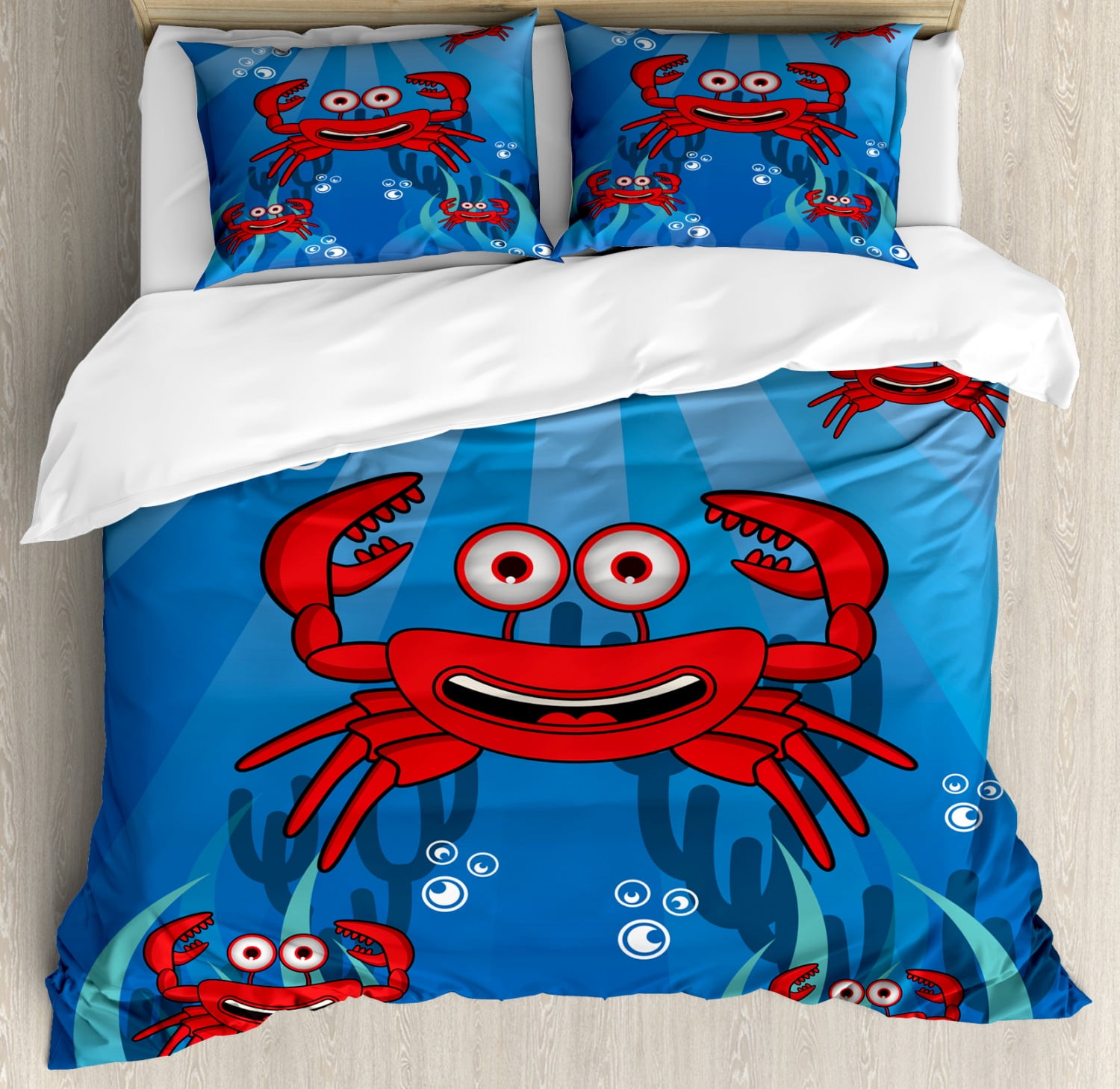 Crabs Queen Size Duvet Cover Set, A Group of Funny Crab Underwater with