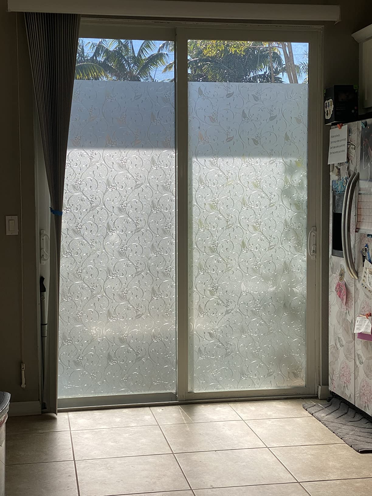 BSHAPPLUS® 17.7"x78.7" Flower Window Privacy Film,Floral Glass Window Film,Frosted Window Sticker,3D Window Decals Non Adhesive for Bathroom Living Room Office