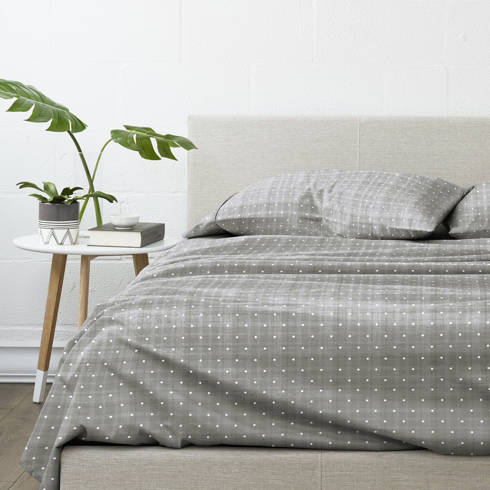 Noble Linens 4 Piece Pattern Microfiber Bed Sheets Set, Gray Polka Dot, Queen