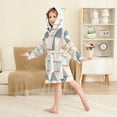 thumbnail image 4 of FORMRS Niños Bathrobe Unisex Hooded Robe Soft Plush Pajamas Sleepwear, Size 10-12T, Pink Geometric, 4 of 7