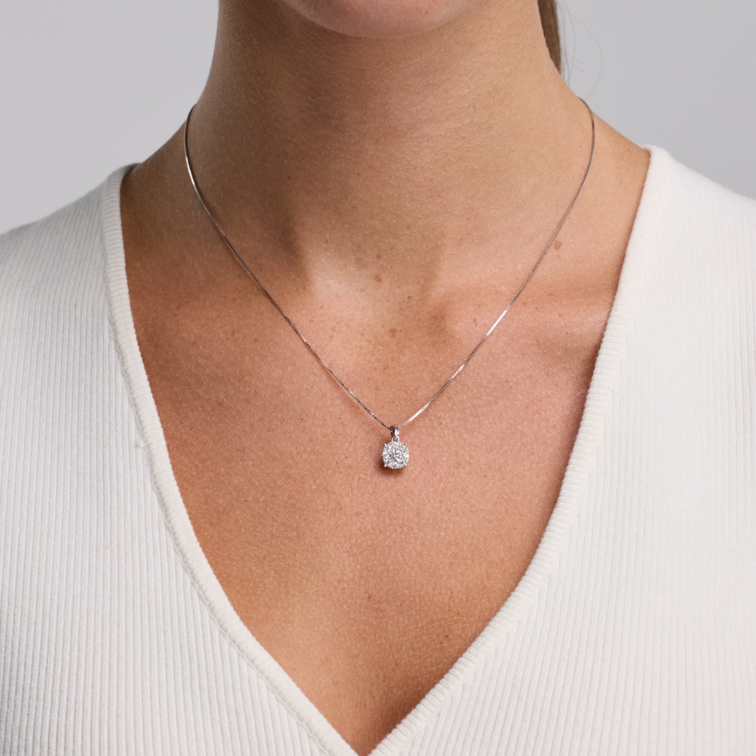 Unique Moments 1/2 Ct Round Lab Grown Diamond Pendant in Silver for Women (J-SI-I1)