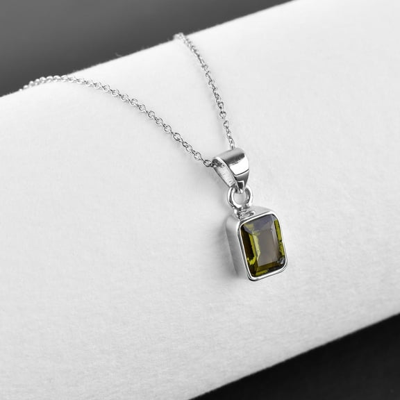 QNAVIC Green Moldavite Step Cut Rectangle Stone Handmade Bezel Dainty Pendant Necklace for Women, Healing Chakra Crystal, Rhodium Plated 925 Sterling Silver Necklace, Christmas Gift