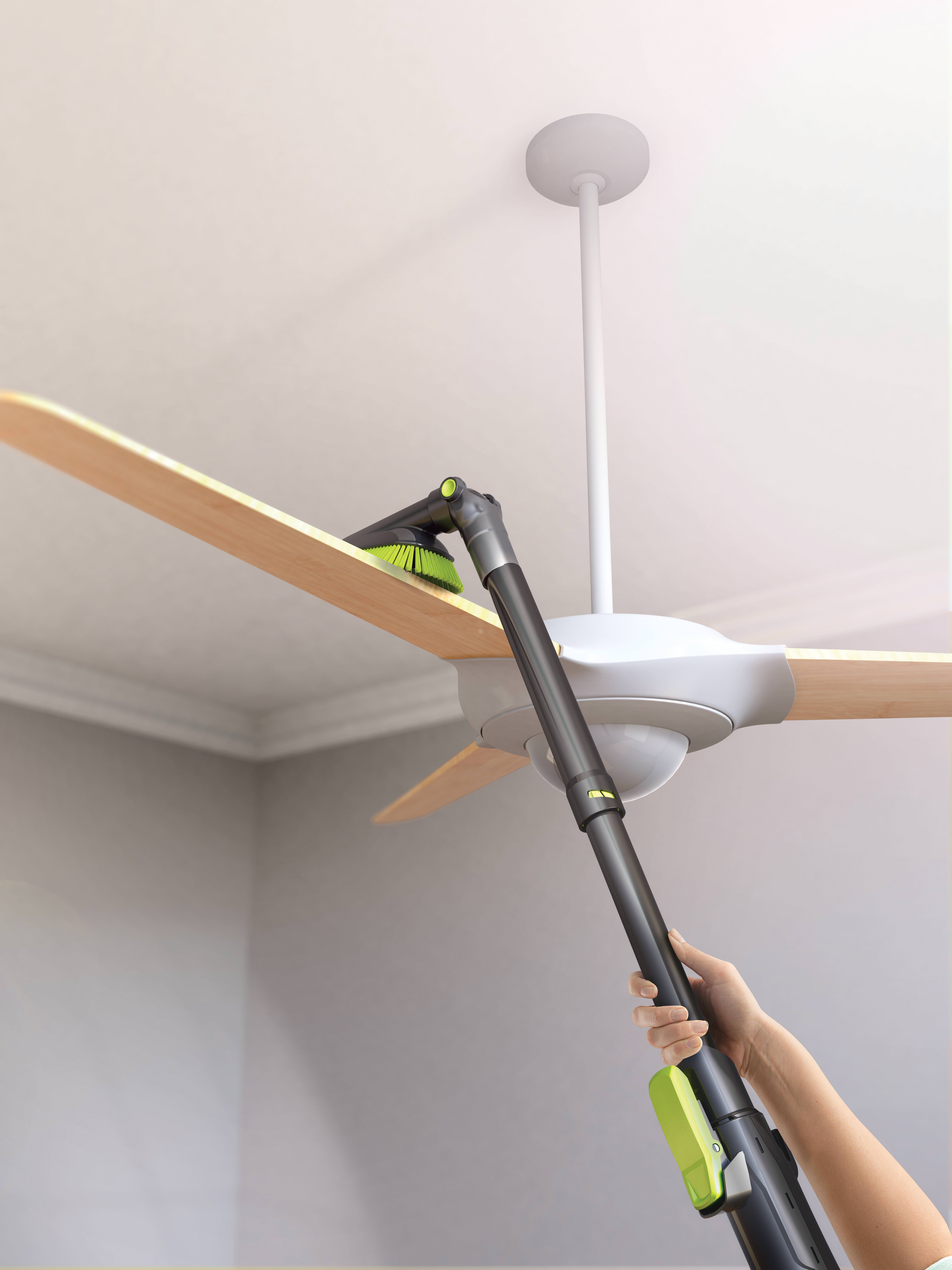 Hoover Air Lift Steerable Bagless Upright Vacuum Uh72510