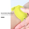 thumbnail image 4 of Toystoory Dispensador de pulseras de 10ML, pulseras reutilizables, dispensador de desinfectante de manos, portátil, dispensador de mano, soporte Suministros de limpieza para el hogar amarillo, 4 of 6