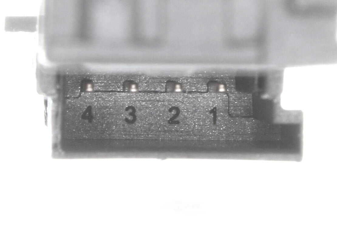 VEMO V20-73-0150 Switch, clutch control (cruise control)