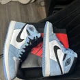 thumbnail image 3 of Size 10.5 - Jo r-dan 1 Retro OG High University Blue, 3 of 6