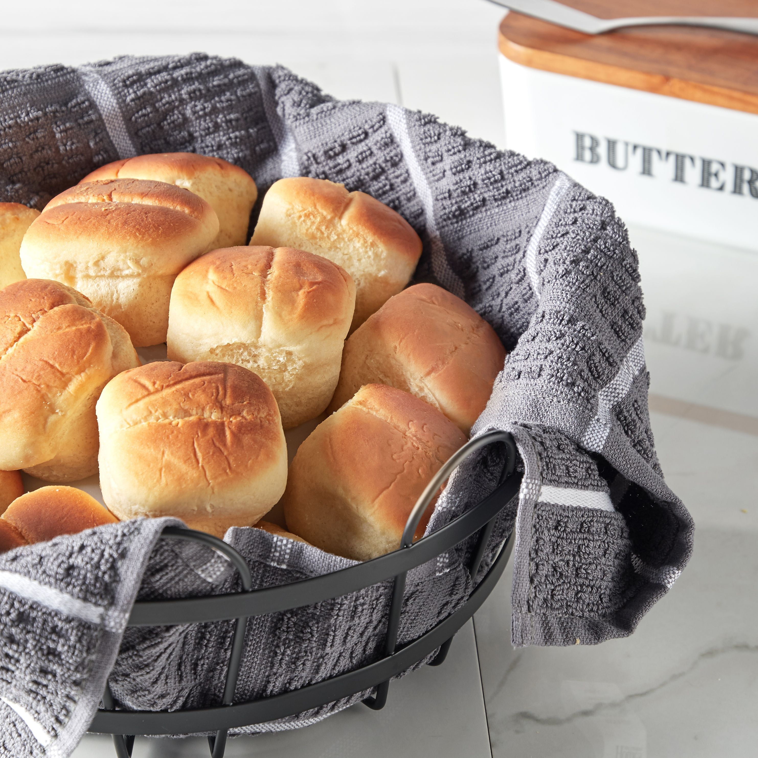 Great Value Brown and Serve White Dinner Rolls, 12 oz, 12 Count