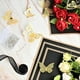 thumbnail image 5 of Juego de 20 Hojas de Papel de Regalo para Ramo de Flores, Papel de Regalo Floral, Suministros de Floristería con 48 Piezas de Mariposas Doradas 3D, 5 of 5