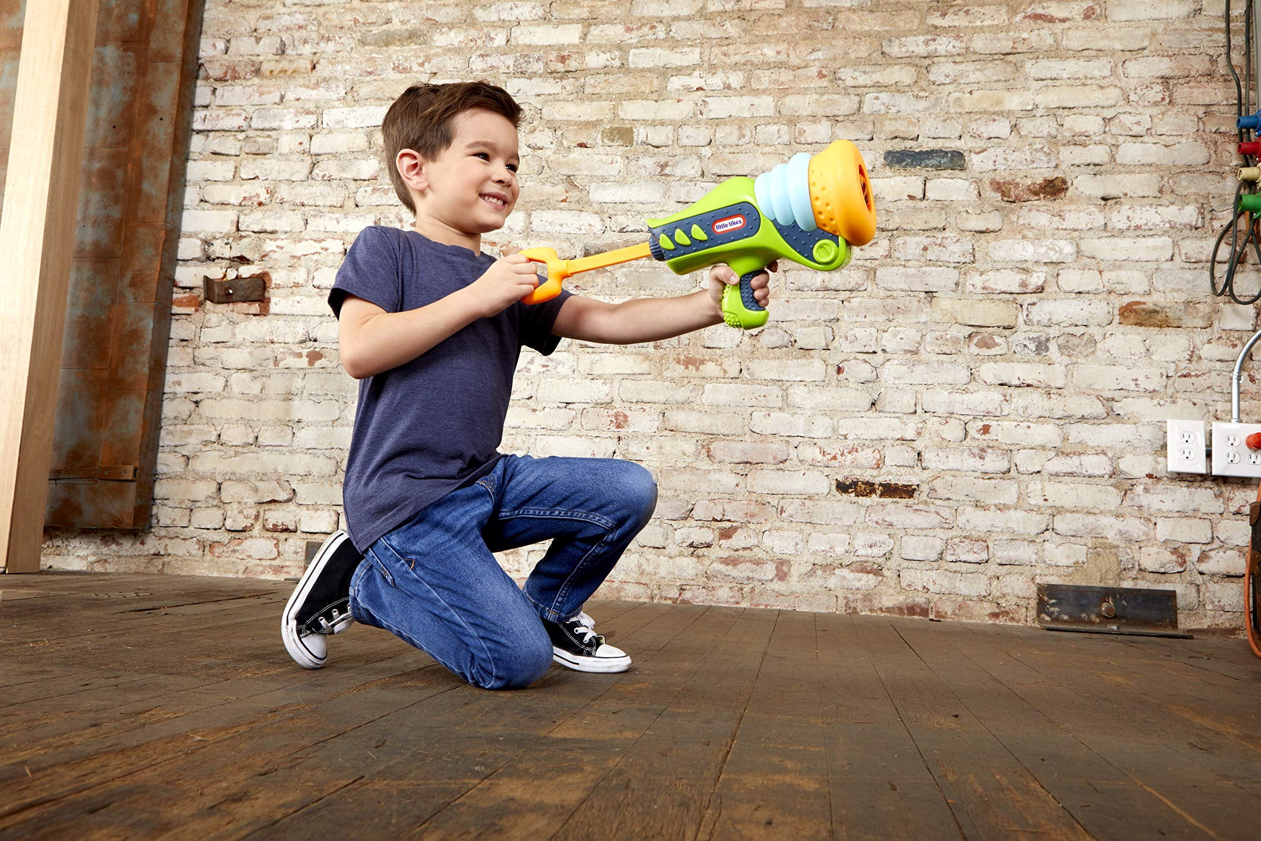 Mighty Blasters Boom Blaster Toy Blaster with 3 Soft Power Pods by Little Tikes