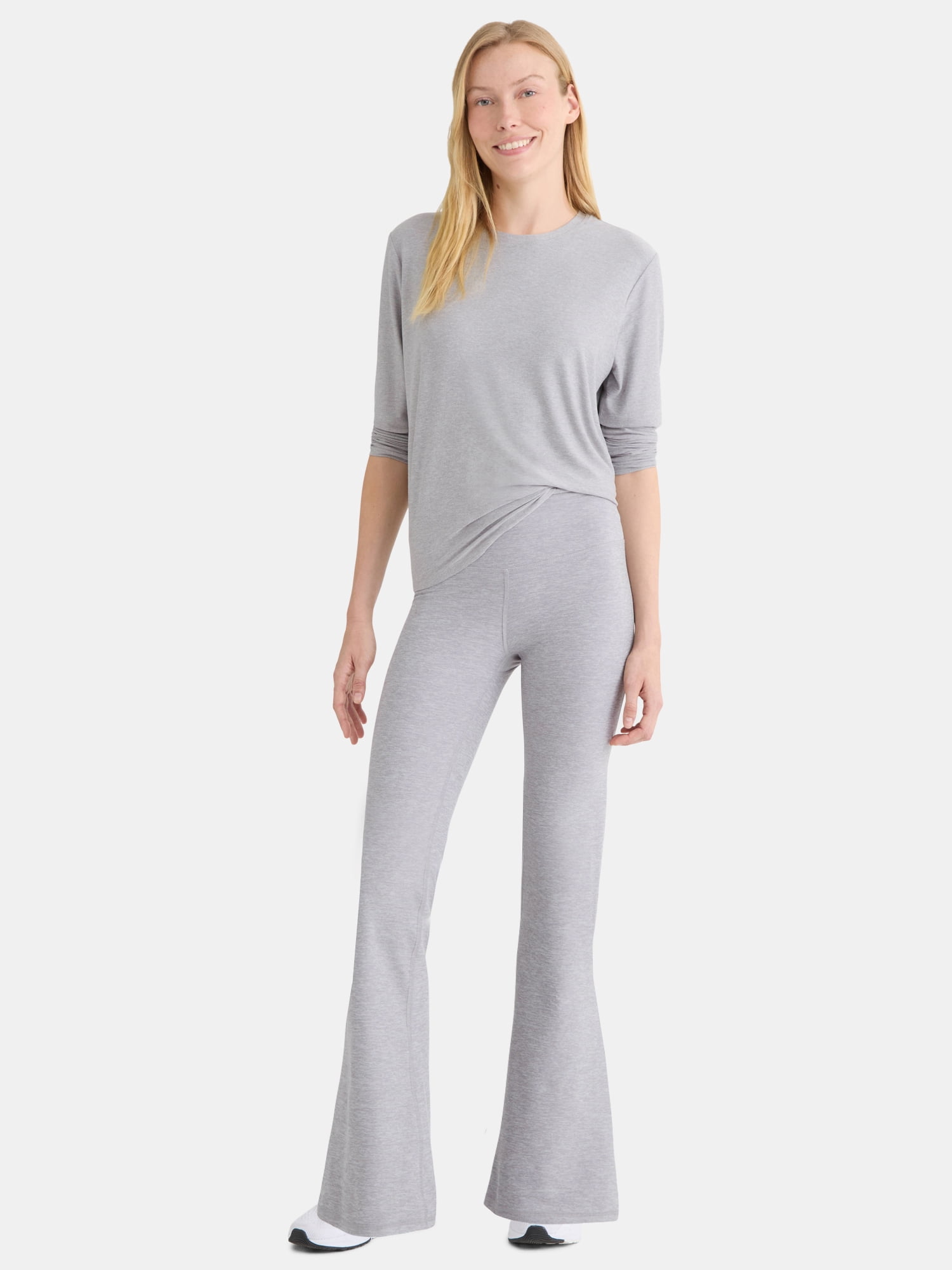 Athletic Works Women's and Women's Plus ButterCore Flare Pants, Sizes XS-4X