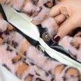 thumbnail image 4 of de impresión de de moda, de mensajería de hombro suave de peluche de mujer, Tote de impresión de cebra embrague rosa cro BLESIY Bolso de hombro para mujer, 4 of 7