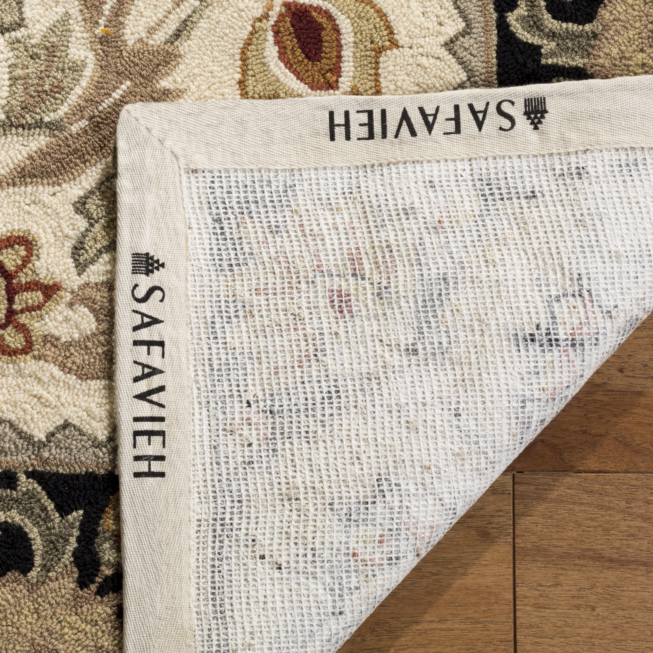 Safavieh Easy Care Myrtle Floral Runner Rug, Ivory/Black, 2'6" x 8'