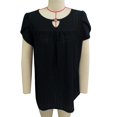 thumbnail image 1 of Camiseta de verano para mujer, mangas cortas de pétalos, busto plisado, agujeros huecos, tela, Color puro, blusas casuales, negro XL, 1 of 3