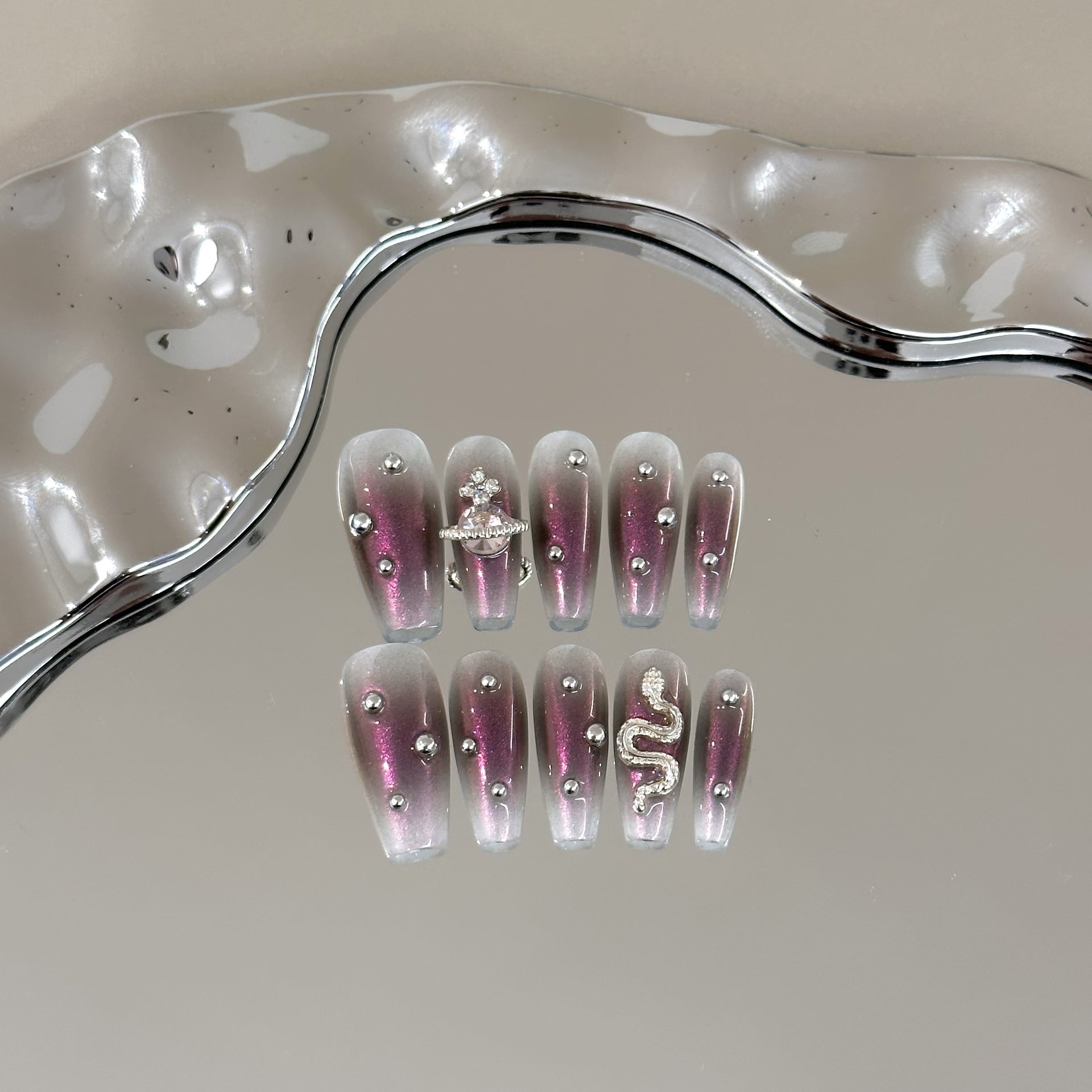 Purely handmade nail pieces, advanced sense, autumn and winter fantasy purple nail art, white, small snake temperament, light luxury fake nails