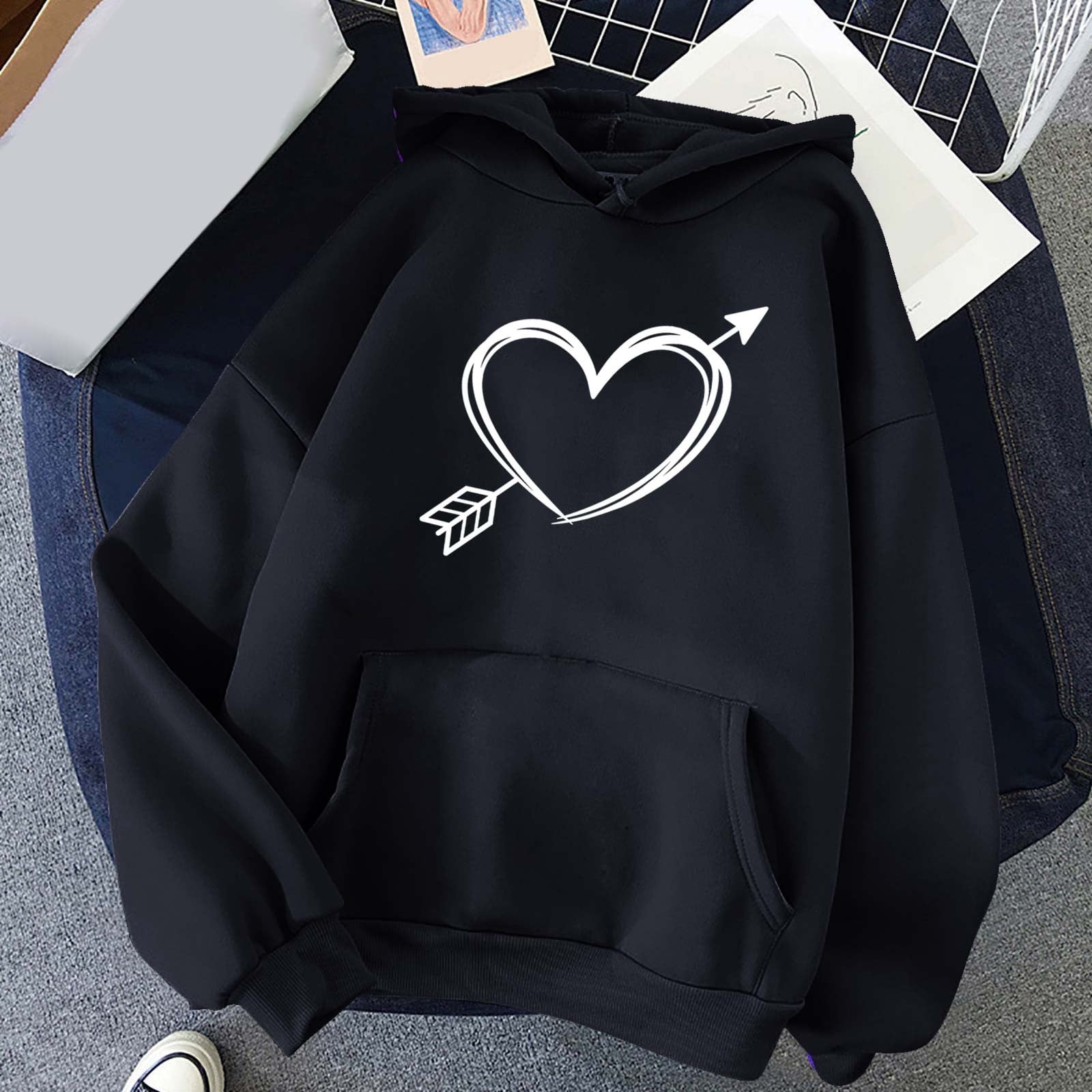 jsaierl Womens Hoodies Plus Size Heart Graphic Hooded Sweatshirts
