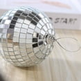 thumbnail image 4 of Bola de discoteca brillante, decoración de discoteca retro con material duradero y pequeños cuadrados de espejo para una decoración de fiesta vibrante, efectos de luz coloridos que transforman, 4 of 5