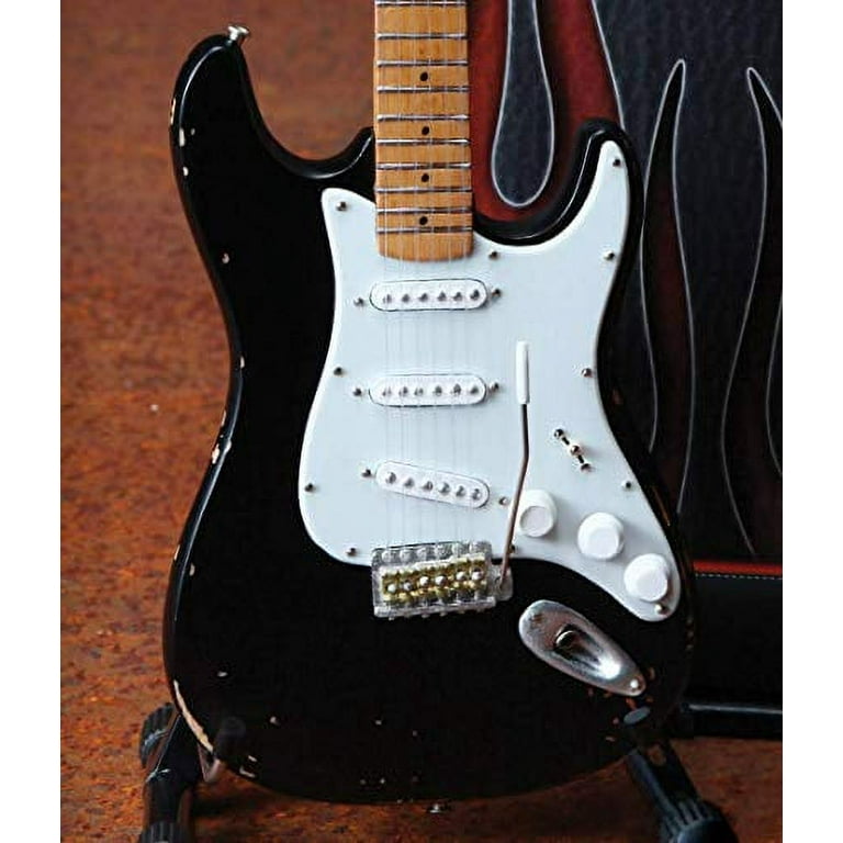 Axe Heaven Fender Stratocaster Black Vintage Distressed Miniature