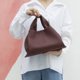 thumbnail image 2 of Donna-in bolso de mano de moda francesa de cuero de vaca de capa superior bolso de hombro de piel de becerro auténtica de grano completo para mujer suave y elegante, 2 of 5