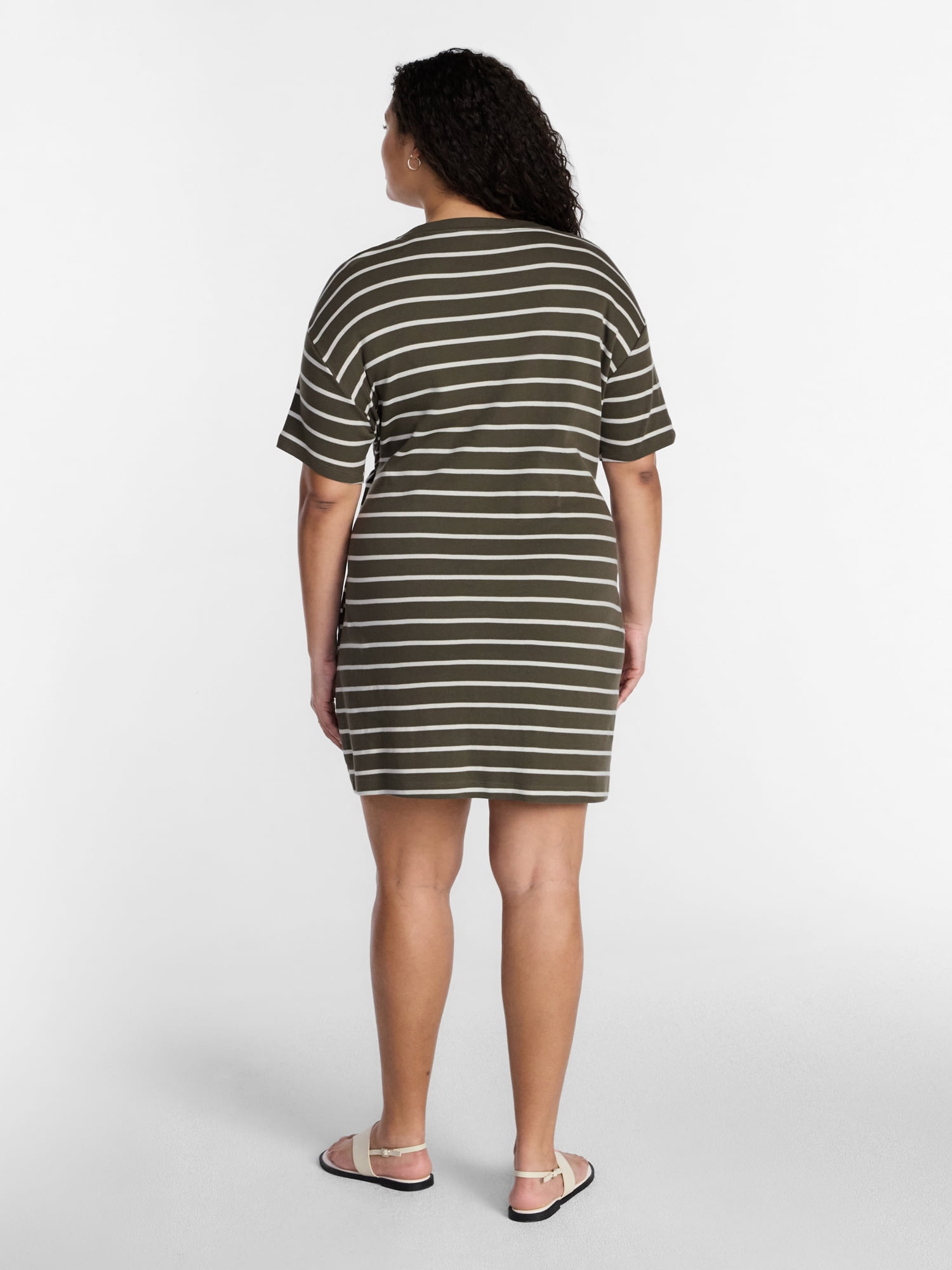 Terra & Sky Women’s Plus Front Twist Dress with Short Sleeve, Size 0X-5X