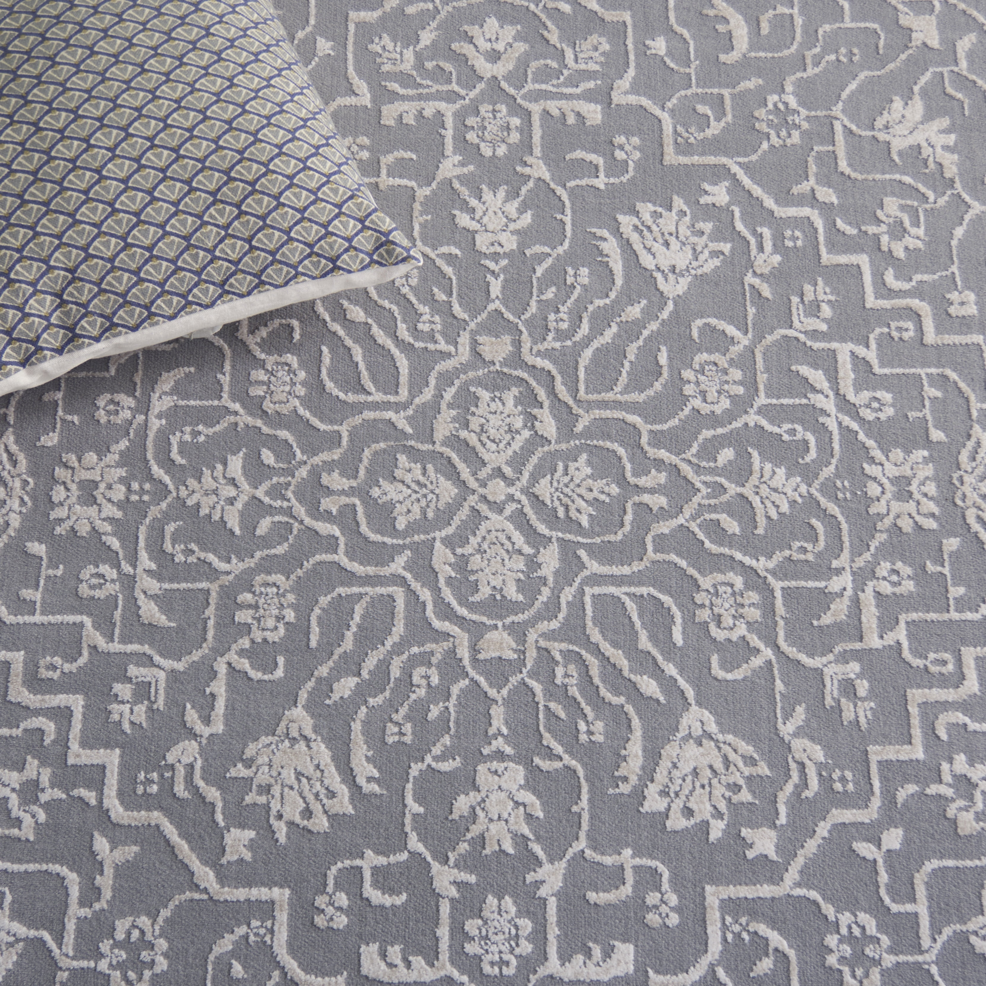 Safavieh Reflection Dolkar Oriental Area Rug, Light Gray/Cream, 12' x 12' Square