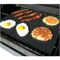 thumbnail image 2 of Better BBQ - Ensemble de 2 Tapis de Gril Réutilisables Antiadhésifs, Noir, 2 of 3
