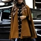 thumbnail image 1 of Capa de mujer, gabardina corta, elegante, con botones, para mujer, 1 of 6