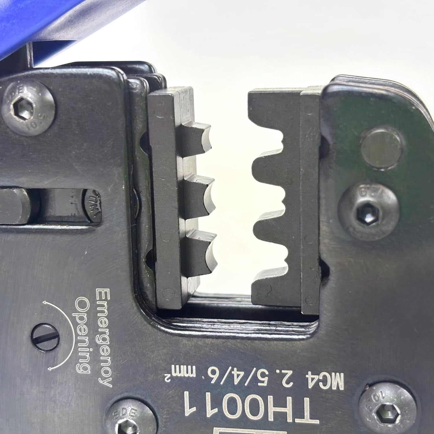 TEMCo TH0011 Solar Crimper Tool PV Terminal Crimping Solar Panel Crimp Connector