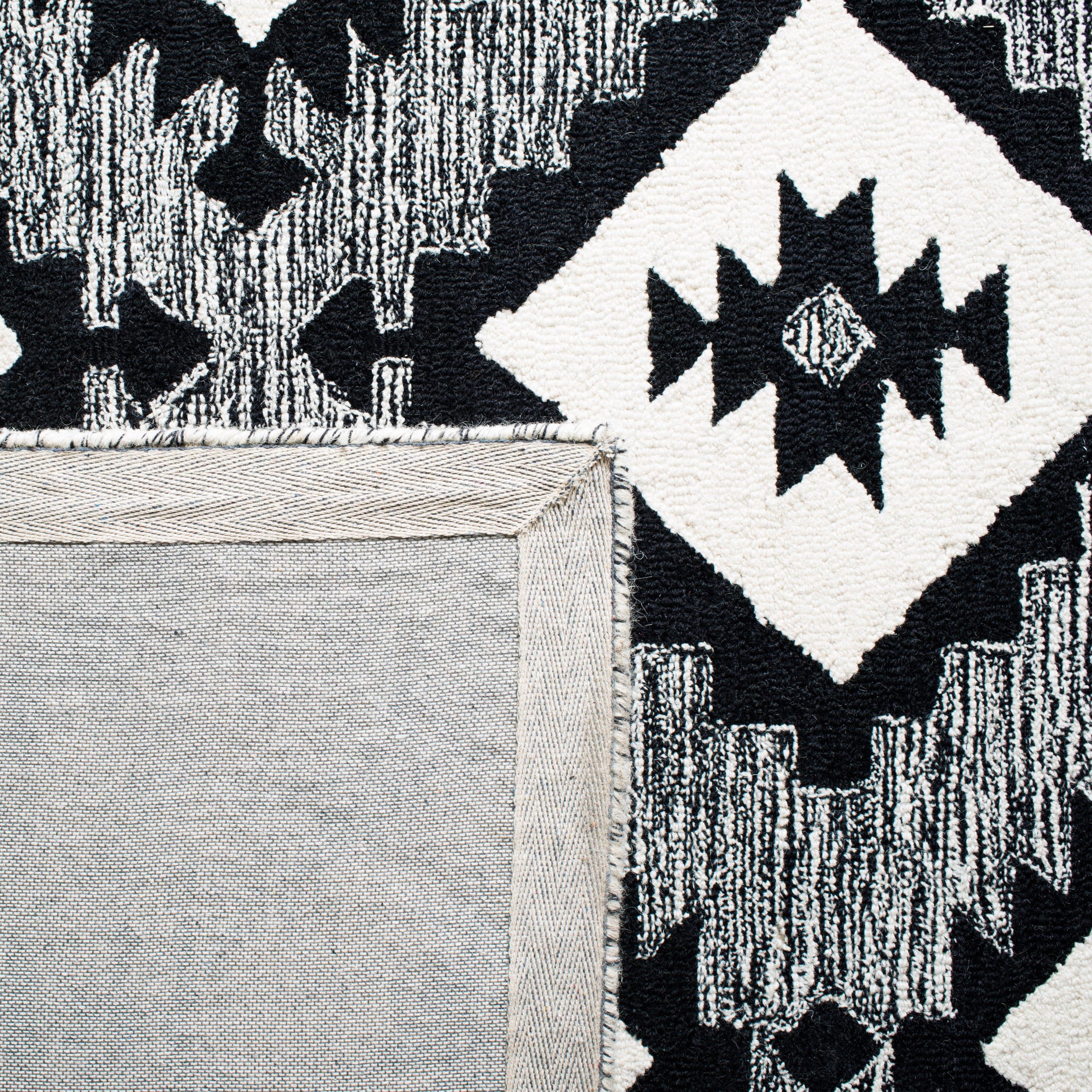 SAFAVIEH Aspen Michaelangelo Southwestern Wool Area Rug, Charcoal/Black, 11' x 15'