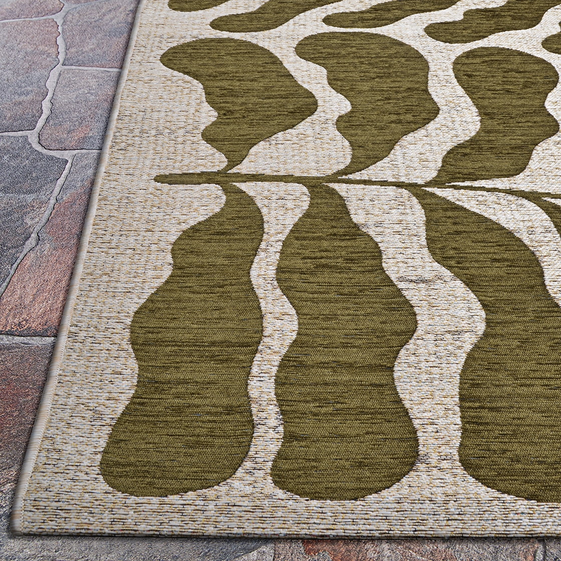 Couristan Castille Fiore 5'3" x 7'6" Tea Leaf Indoor/Outdoor Rug