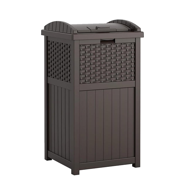 Suncast - Bote de basura para exteriores de 33 galones con tapa para bolsas de basura de 30 a 33 galones para garaje, patio trasero o jardín, color marrón